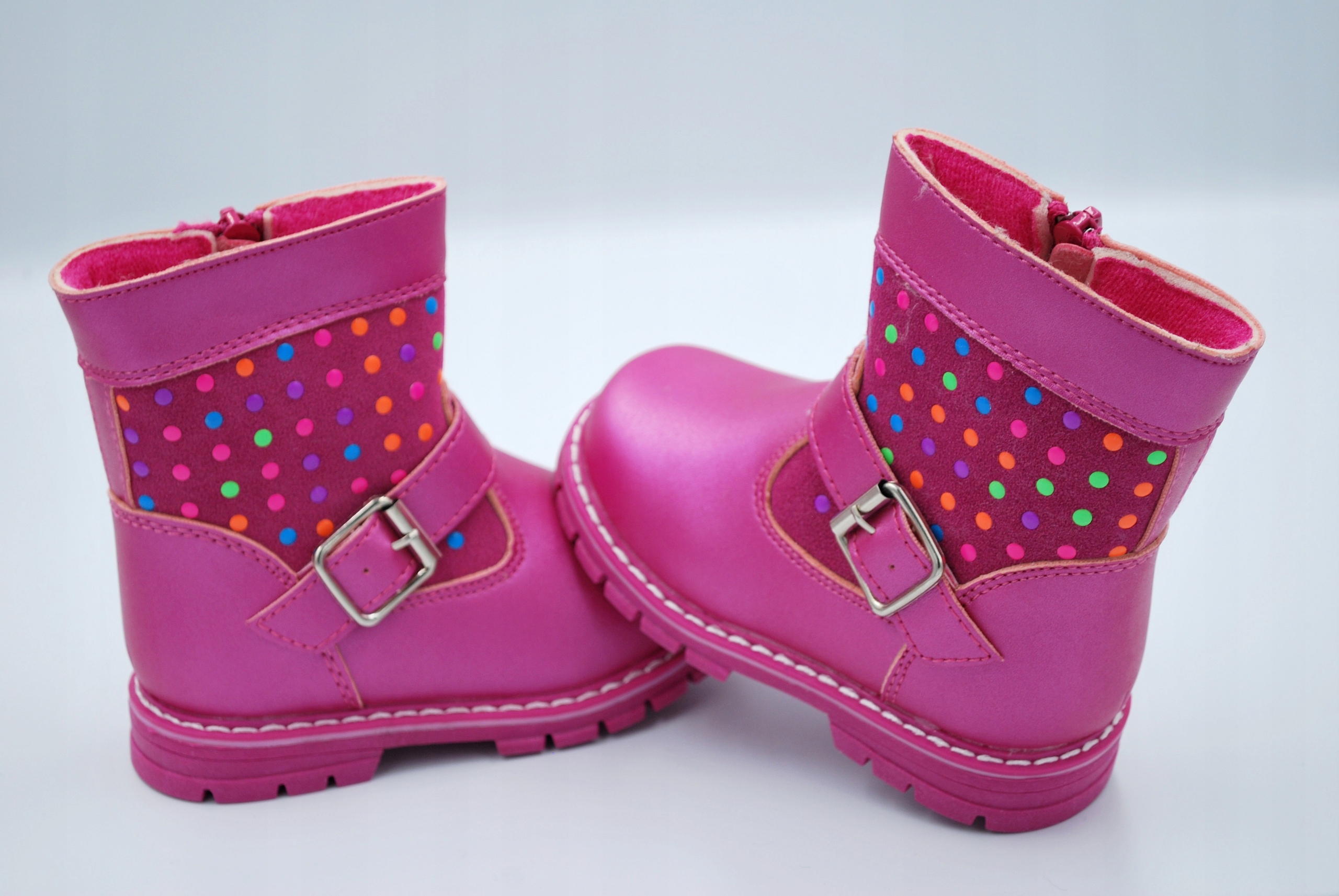 KOZAKI CLIBEE OWCZA WEŁNA NA SUWAK r.23 / 15,2cm Długość wkładki wew. 15.2 cm