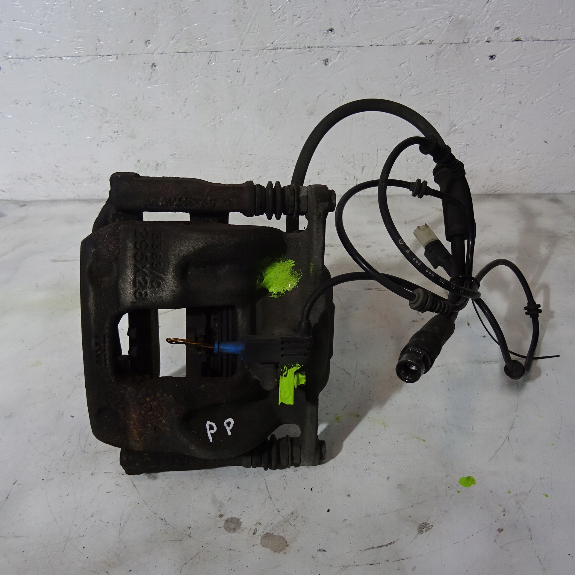 MERCEDES A W174 1.6B caliper brake right front