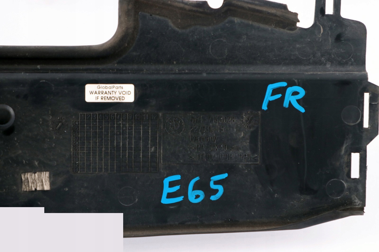 BMW E65 E66 E67 канал Воздух правый передний