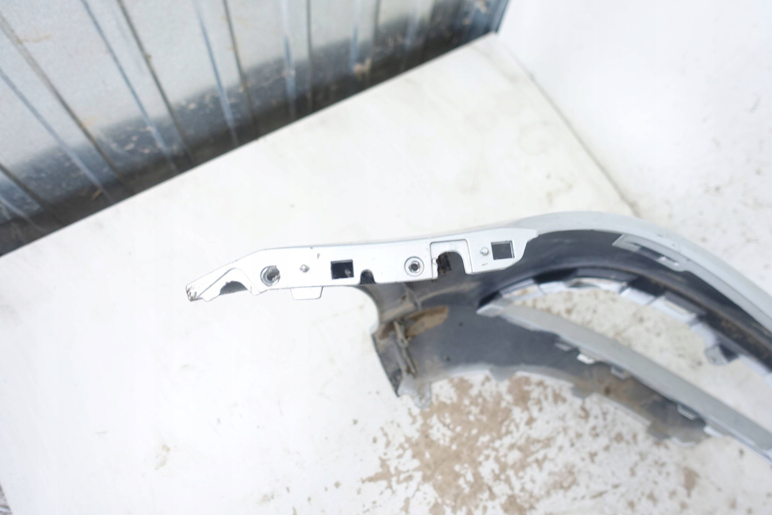 bumper front front MERCEDES E W213 ZWYKLY 16-20 6XPDC A2138850238