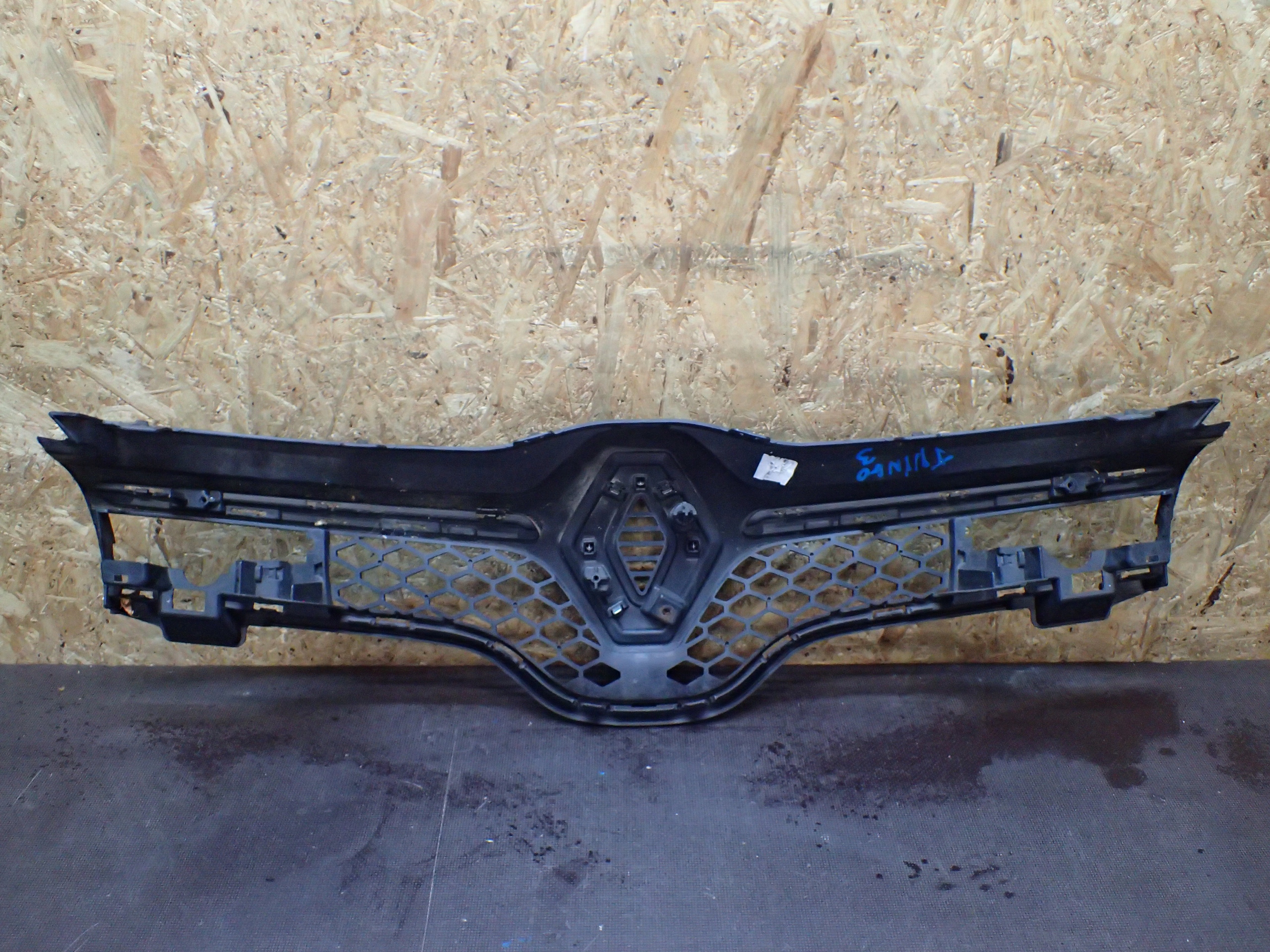 GRILLE RENAULT TWINGO III 3 14- 622566433R