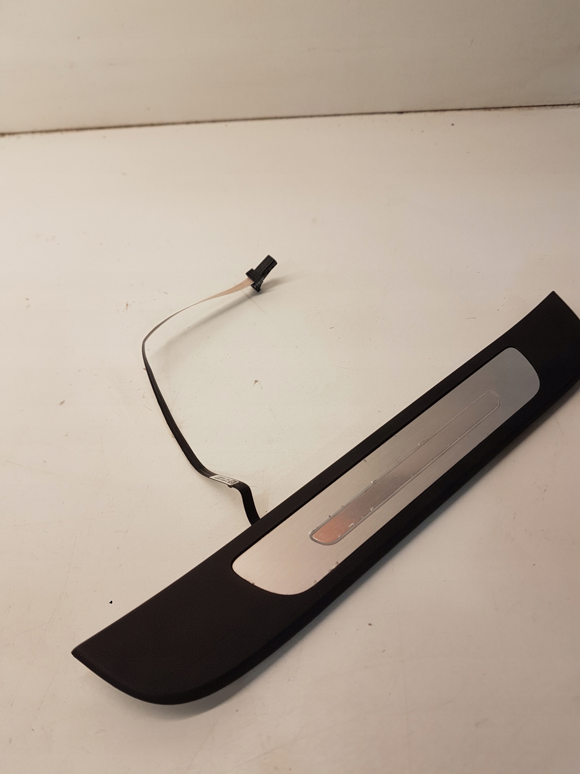 LISTWA PROGOWA PRAWY TYŁ AUDI A6 C7 4G0947424