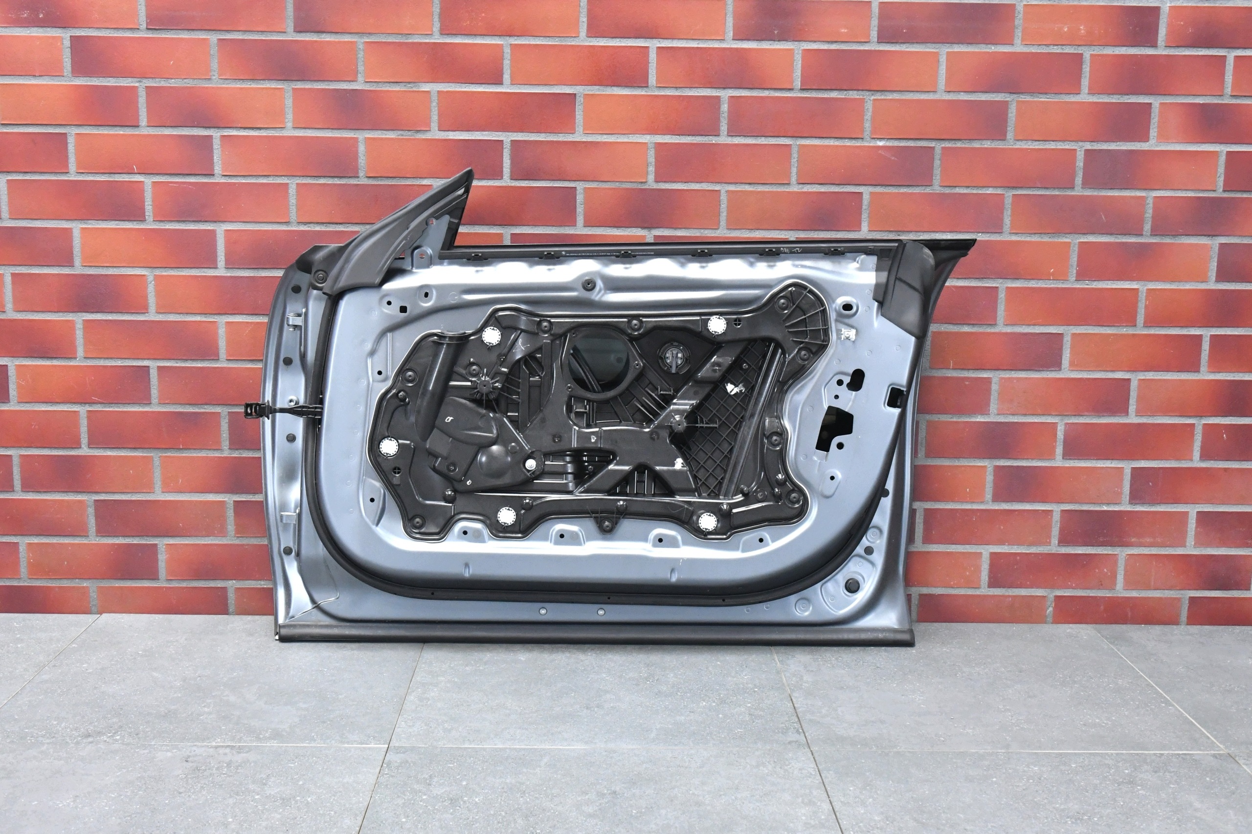 door right front front BMW 8 G16 M8 F93 colour X1D