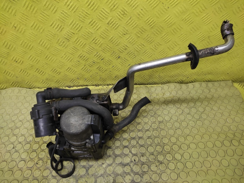 VW TOURAN and 2.0 D WEBASTO 1K0815065AF
