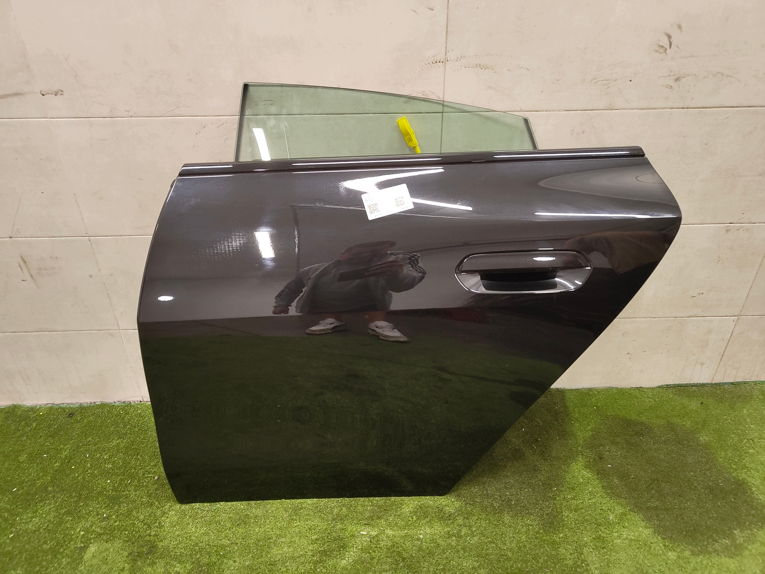 BMW 4 G26 door left rear part 475