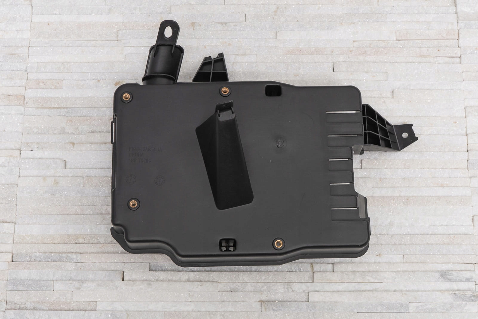 FORD KUGA MK2 II 16-19 OBUDOWA MODUŁU KOMPUTERA FV4112A Producent części Inny