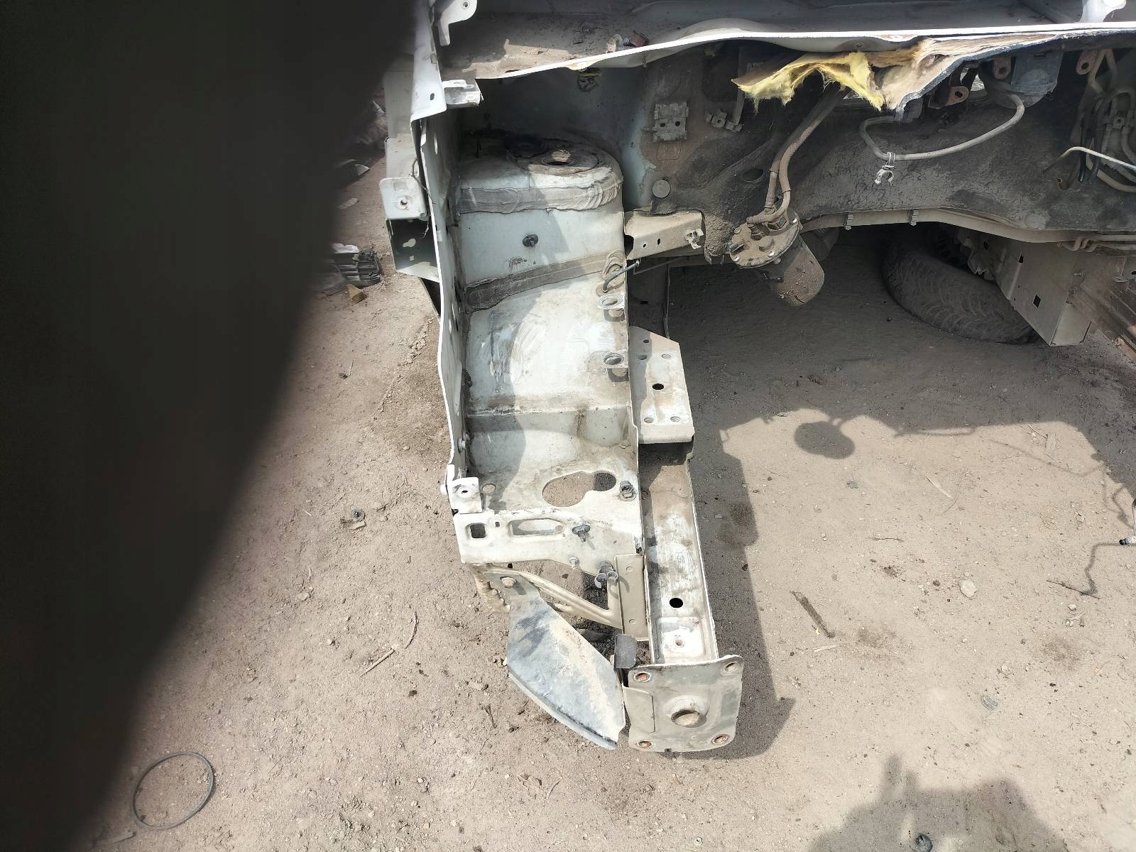 Štvrťka štvrťka pravý predok RENAULT MASTER III
