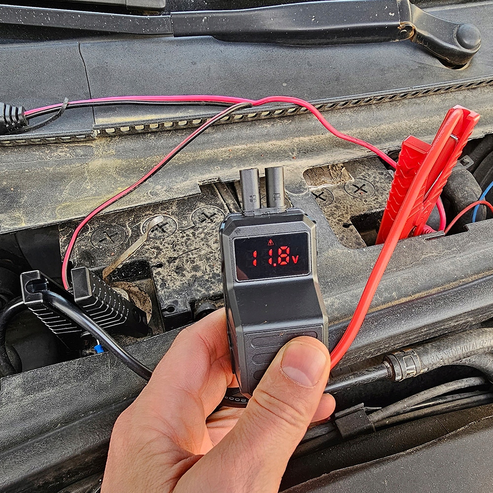 ROZRUCH POWERBANK ROZRUSZNIK BOOSTER CAR JUMP STARTER 1200A LCD + ŁADOWARKA Model FB1200