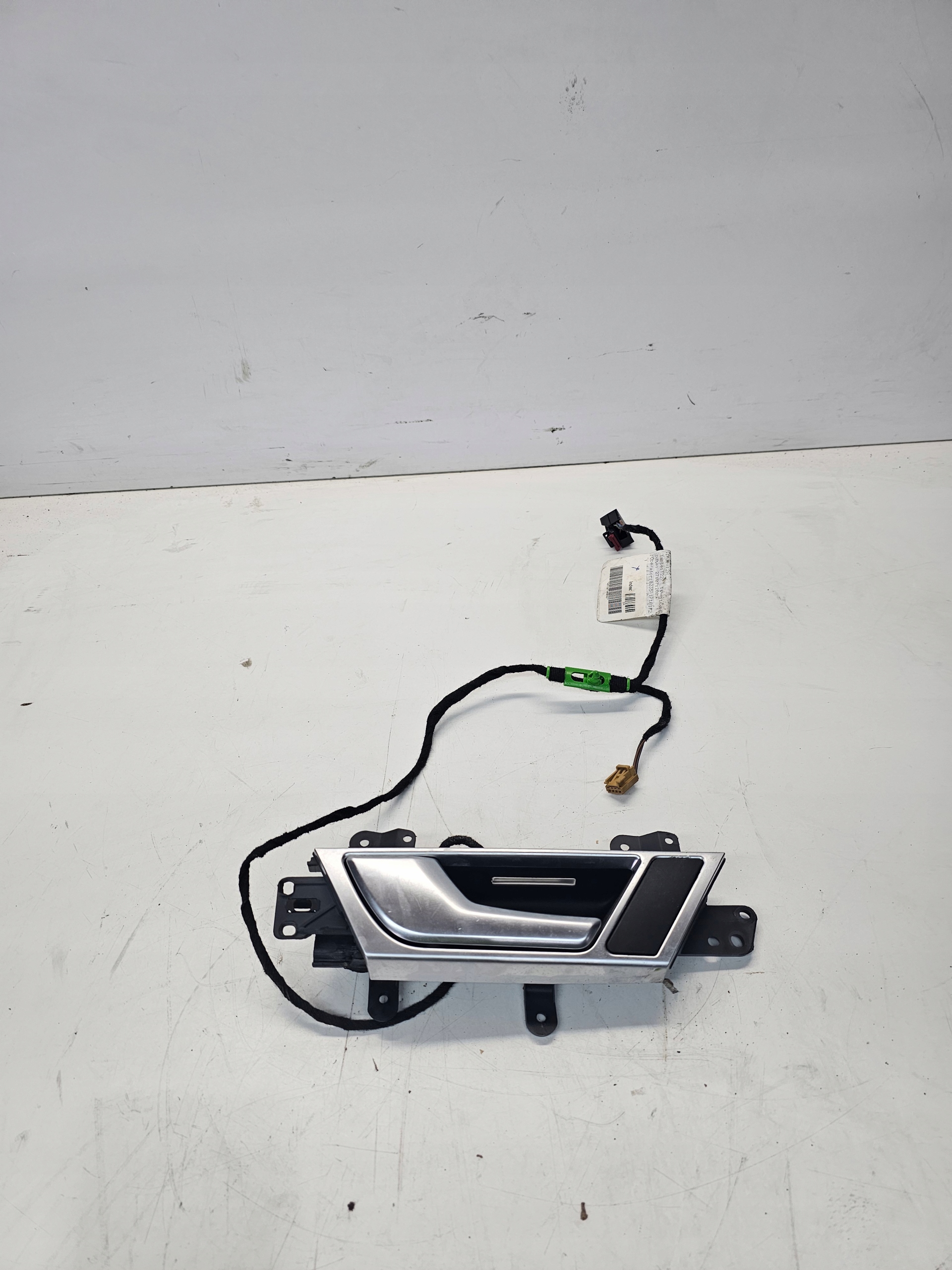 handle bundle BOCZKA left rear part AUDI A6 C6 4F1971693G