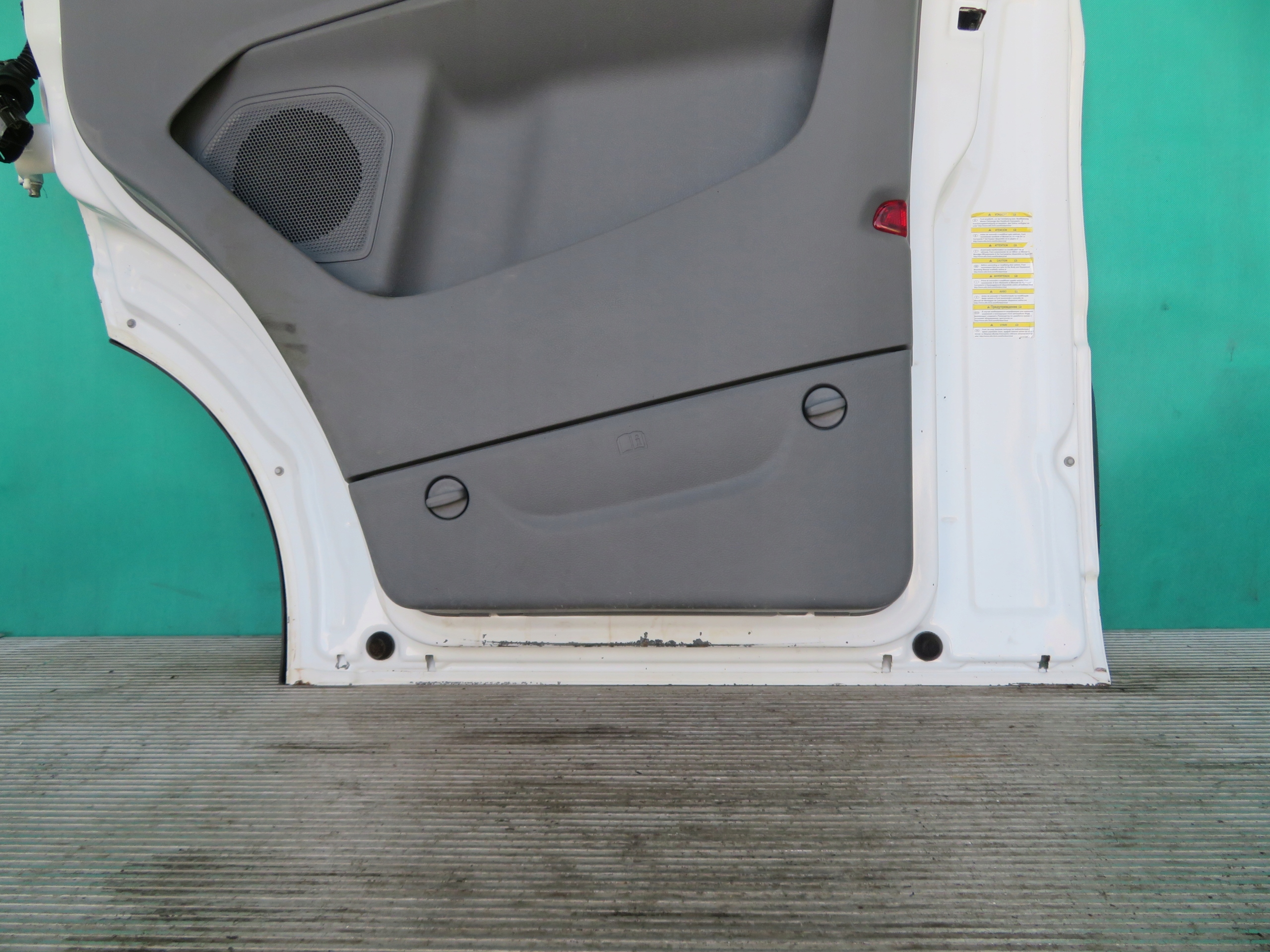 door right front FORD TRANSIT MK8 15R