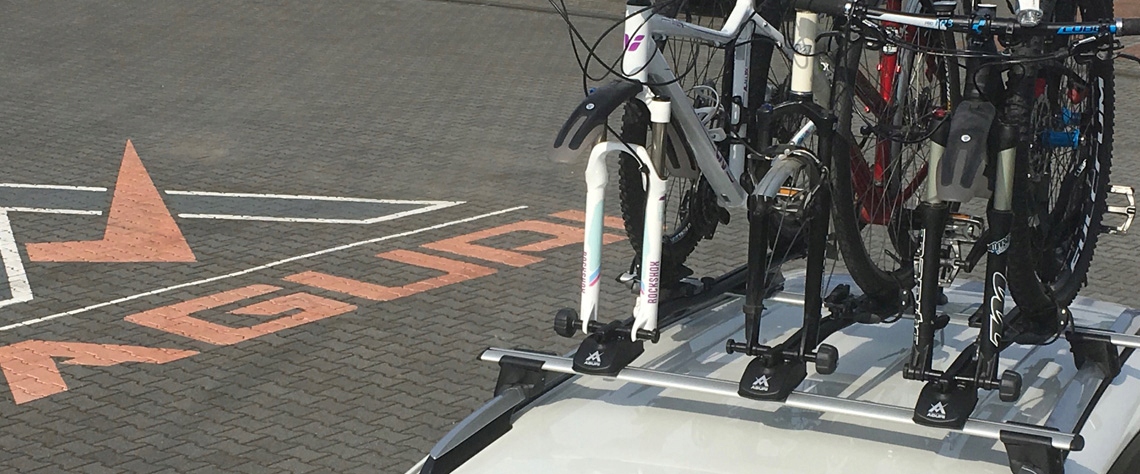 2x UCHWYT ROWEROWY BAGAŻNIK NA DACH ROWER ZA WIDELEC MARATHON BASIC+ PASKI Długość (cm) 128