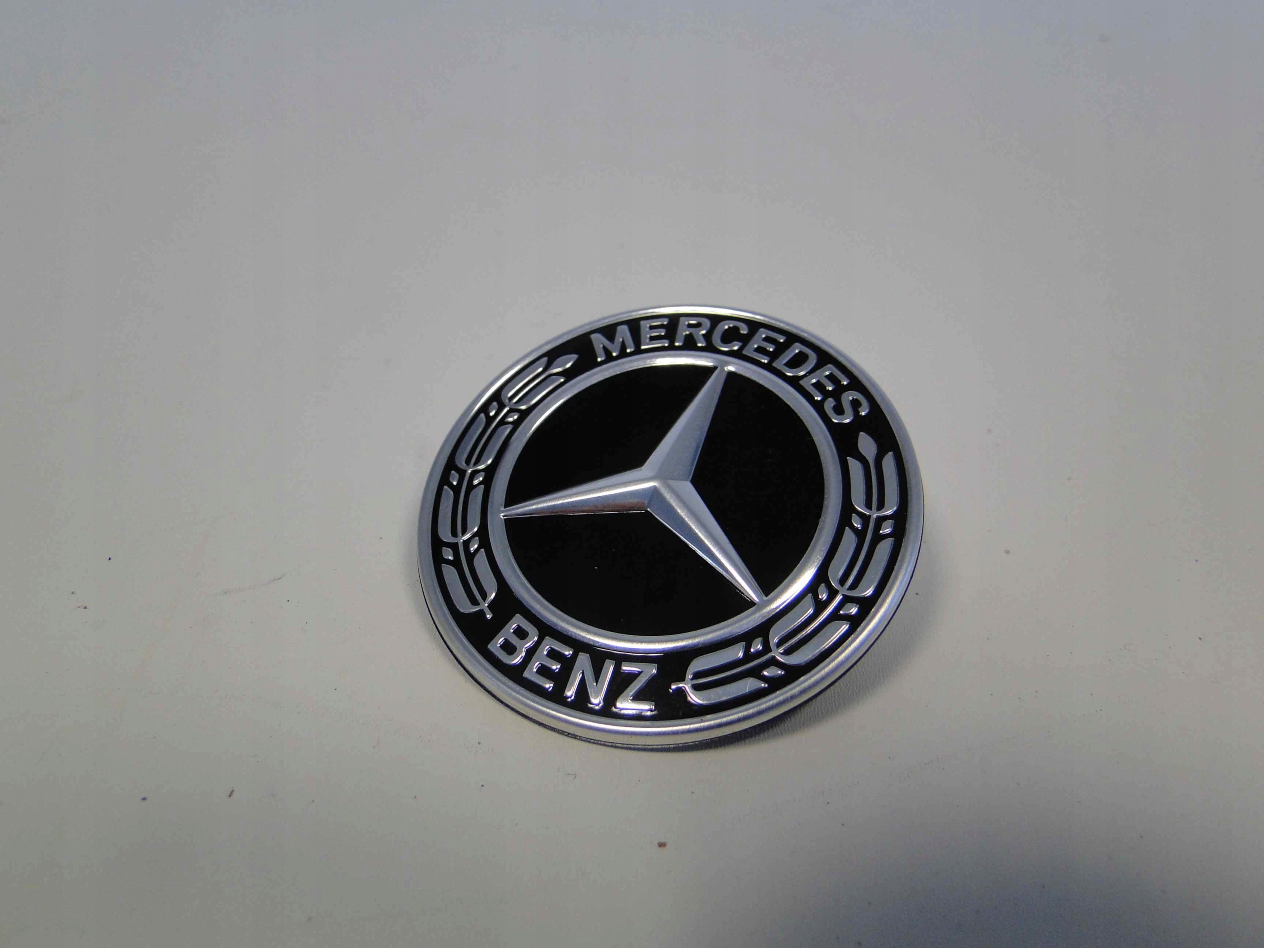 MERCEDES CLA 118 EMBLEMAT GWIAZDA W ZDERZAK Marka Mercedes-Benz