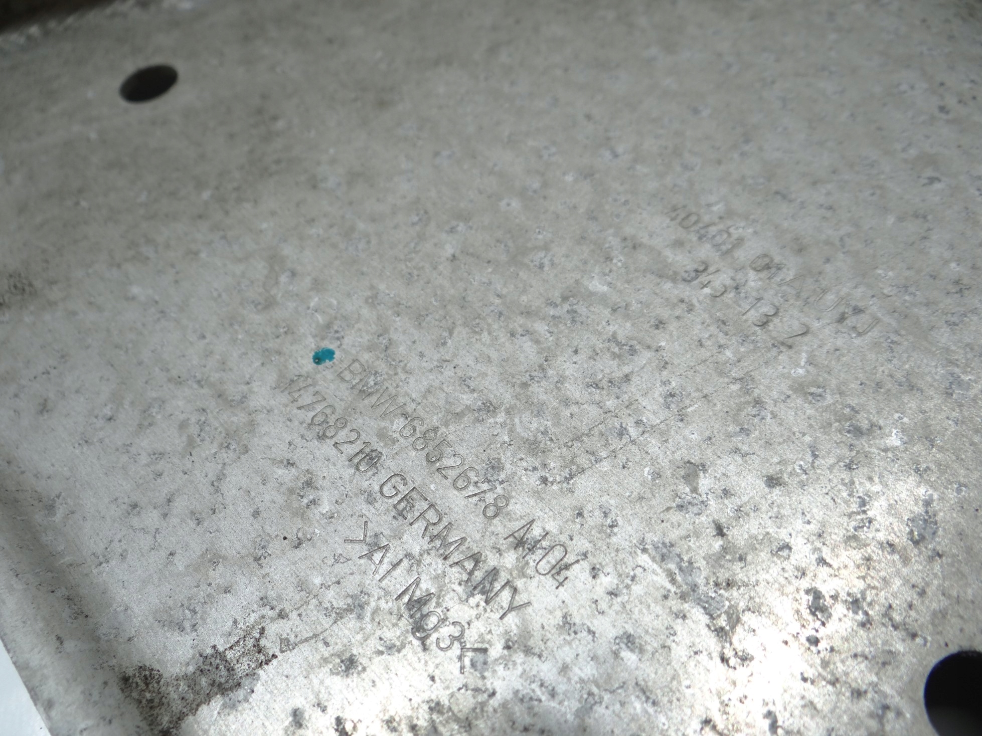 pillar brace rear part BMW I3 rear part 6852678