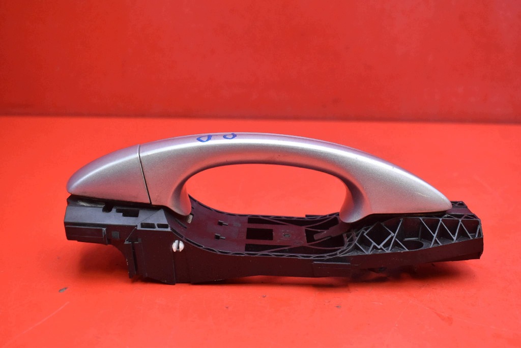 handle right front front LA7W 5N0839885H SKODA FABIA 3 III NJ 14-18