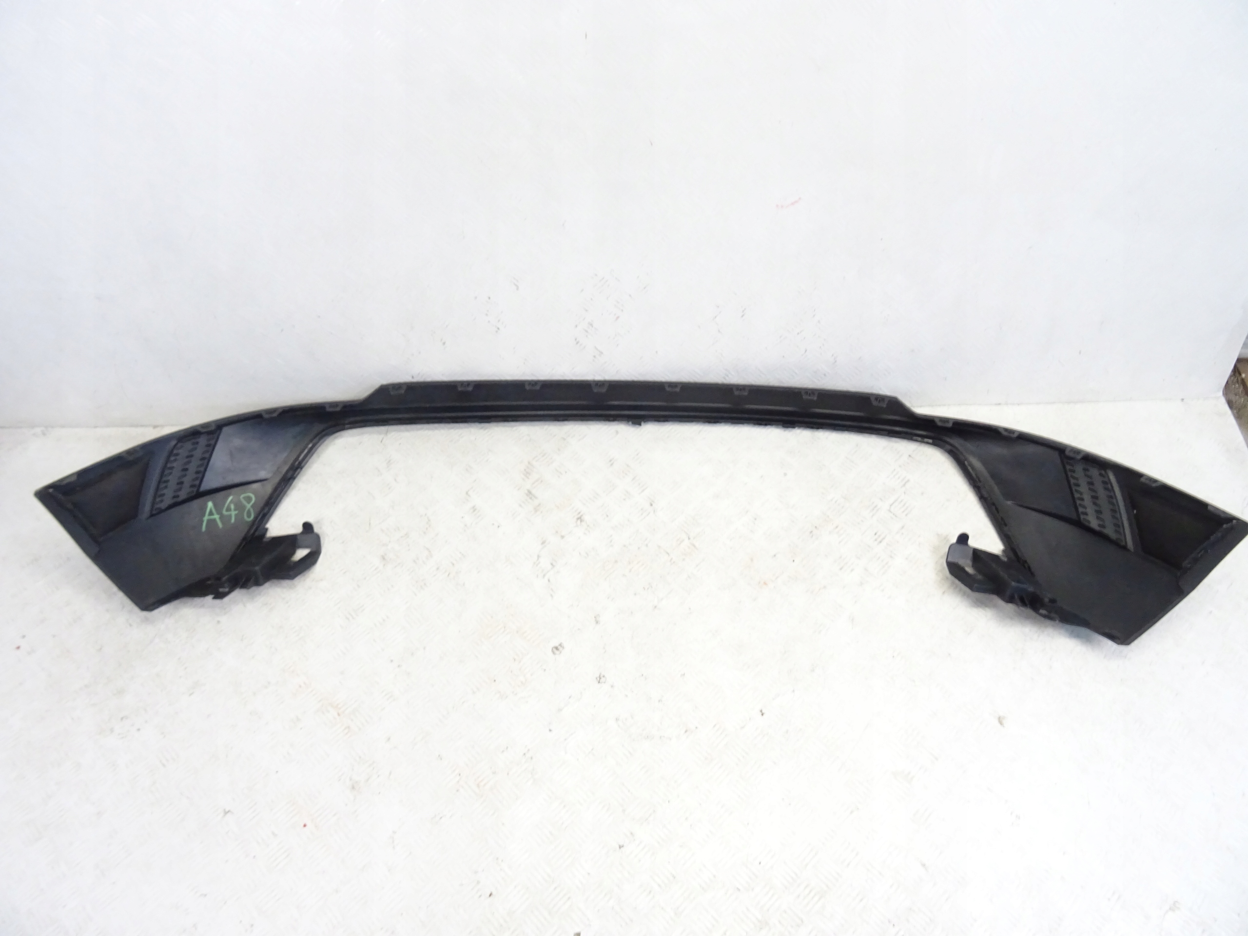 SKODA KAROQ spoiler diffuser of a bumper rear part rear