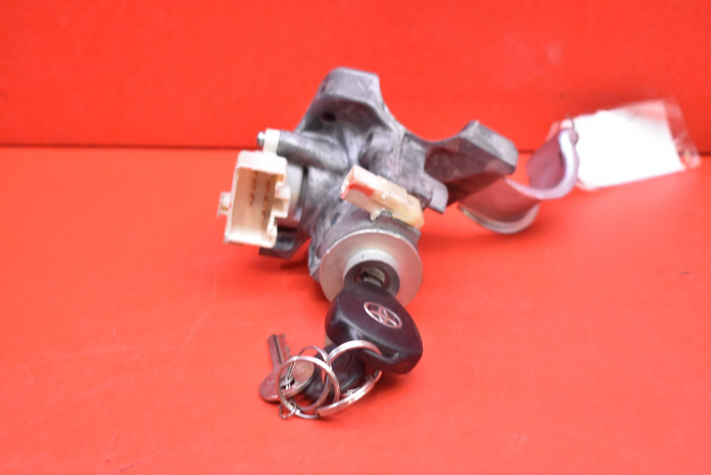 ignition key 45020-0204 TOYOTA COROLLA E140 1.4 D-4D 90 KM 06-10