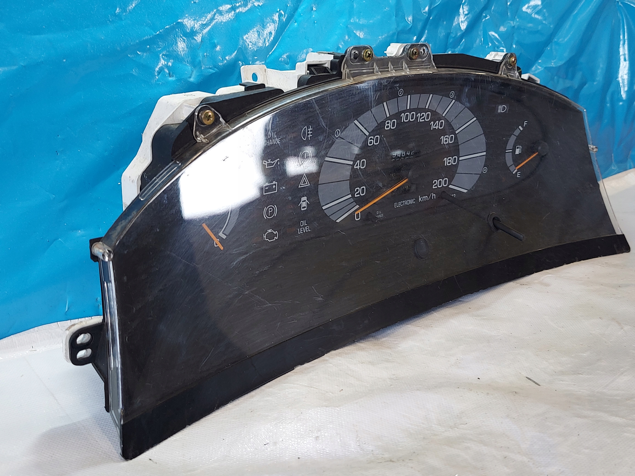 dials clock TOYOTA PREVIA 2.4 B 8310095D88