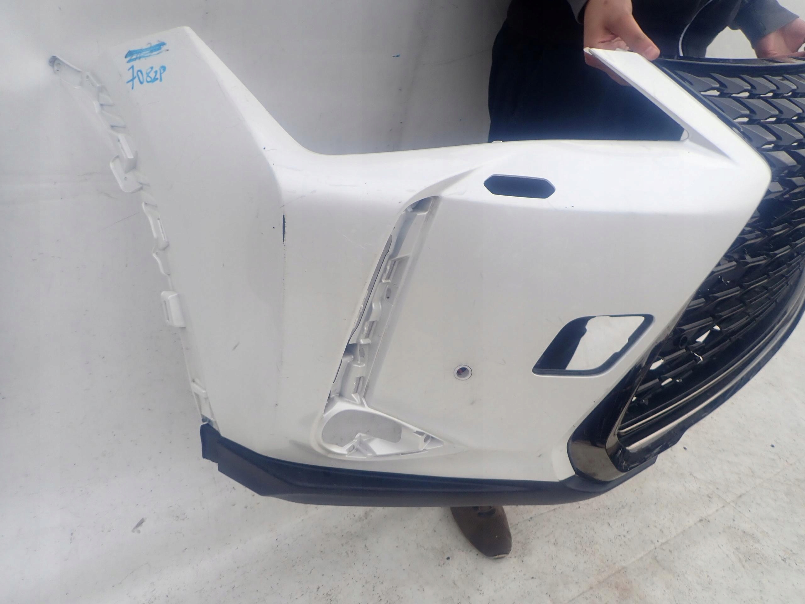 LEXUS UX 18- bumper front front SPR PDC