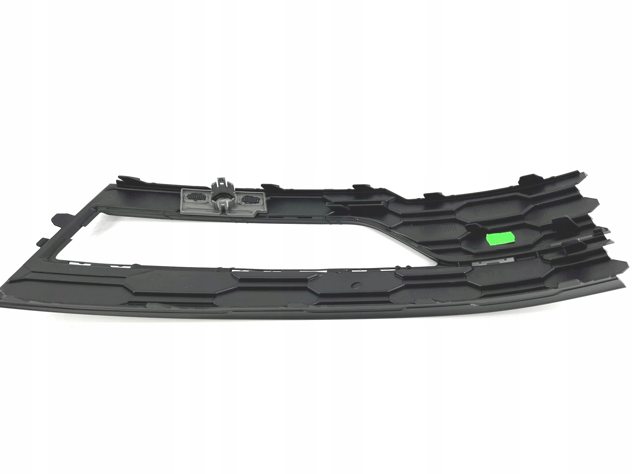 5E3807069A - РЕШЕТКА БАМПЕРА ЗАГЛУШКА SKODA OCTAVIA 4 IV Л