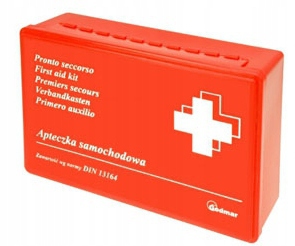 

Apteczka samochodowa- niezbędnik kierowcy