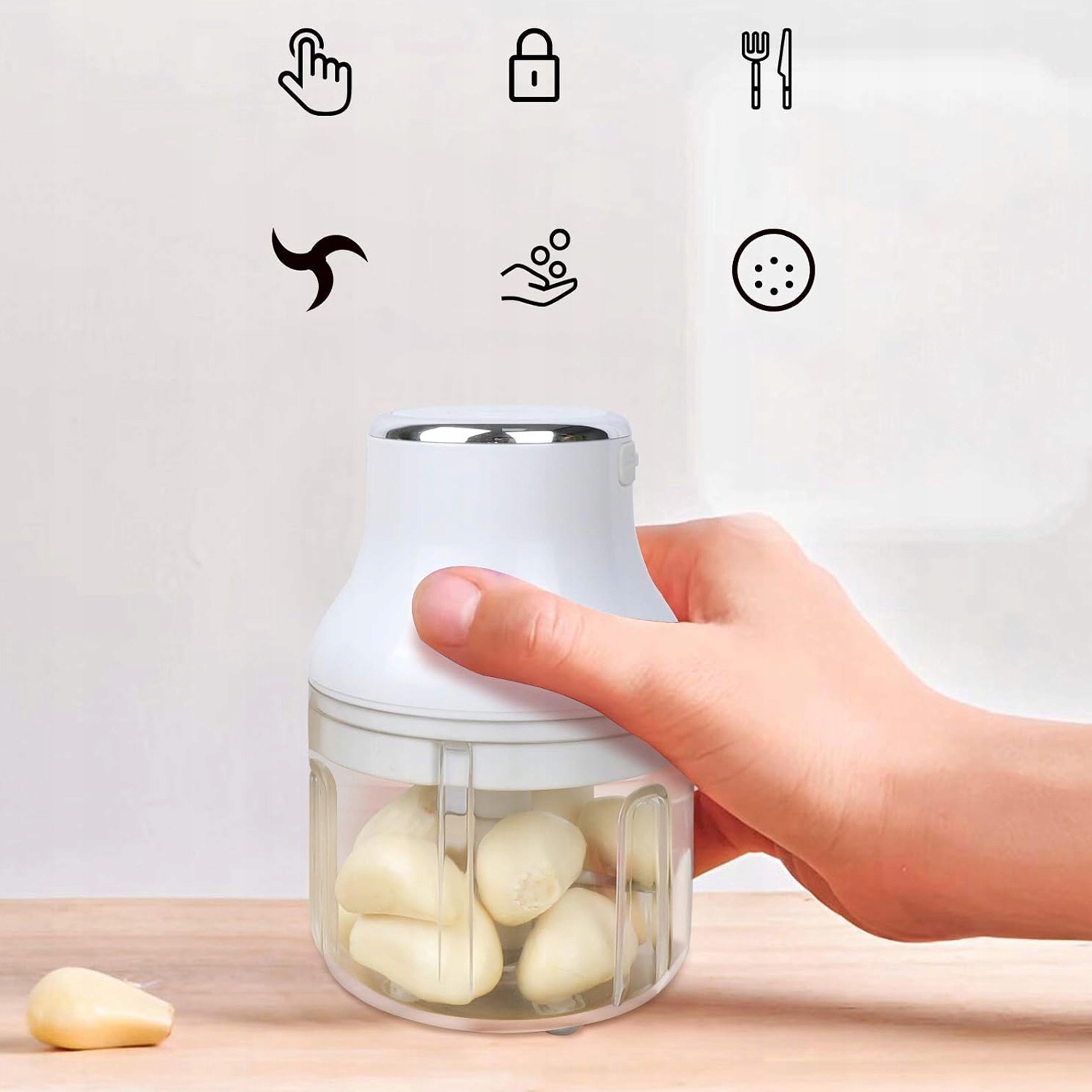 ELEKTRYCZNY ROZDRABNIACZ SIEKACZ DO OWOCÓW WARZYW 250ML Funkcje szatkowanie