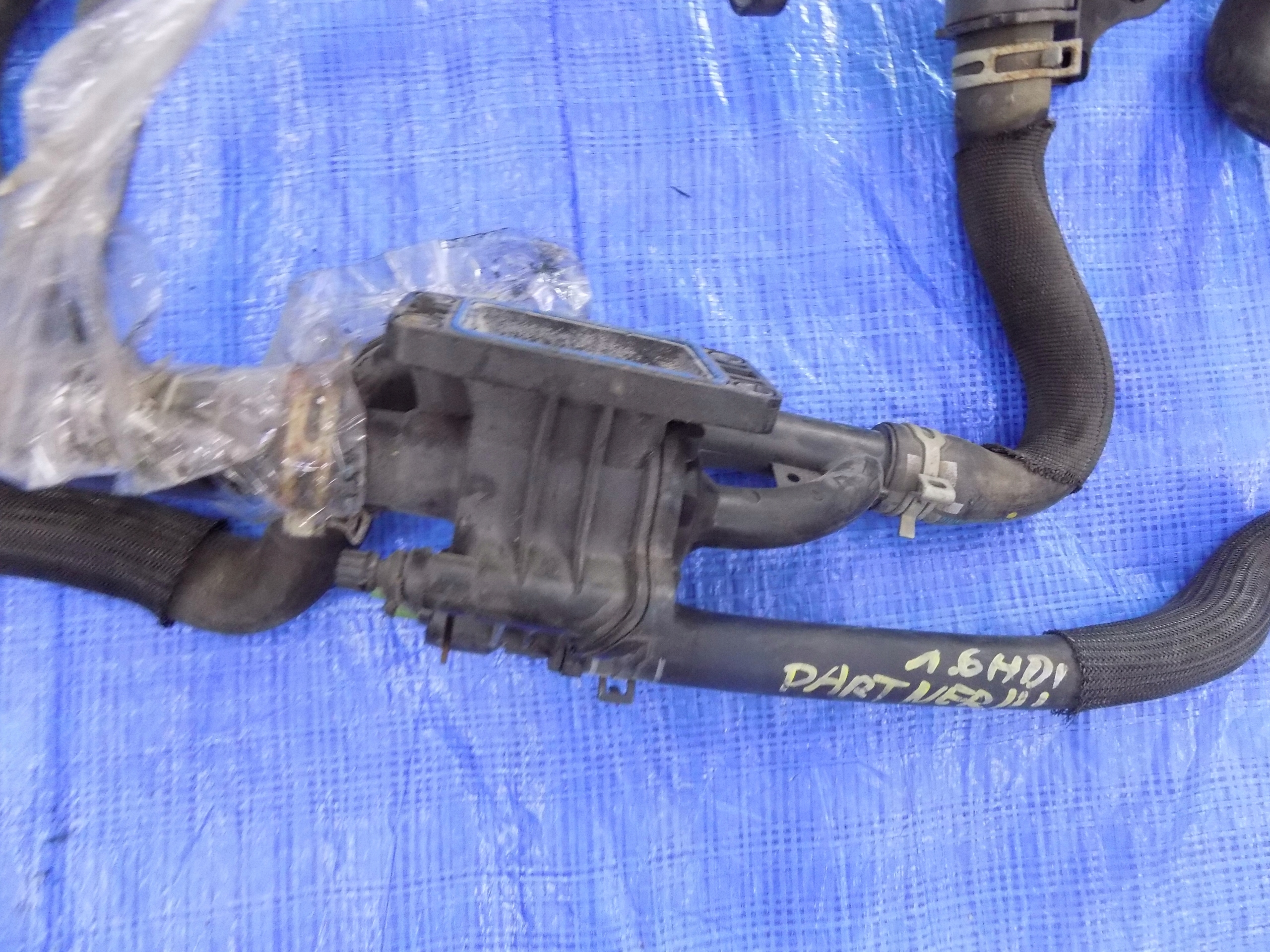 Scatola termostato tubi PARTNER BERLINGO III 1,6HD