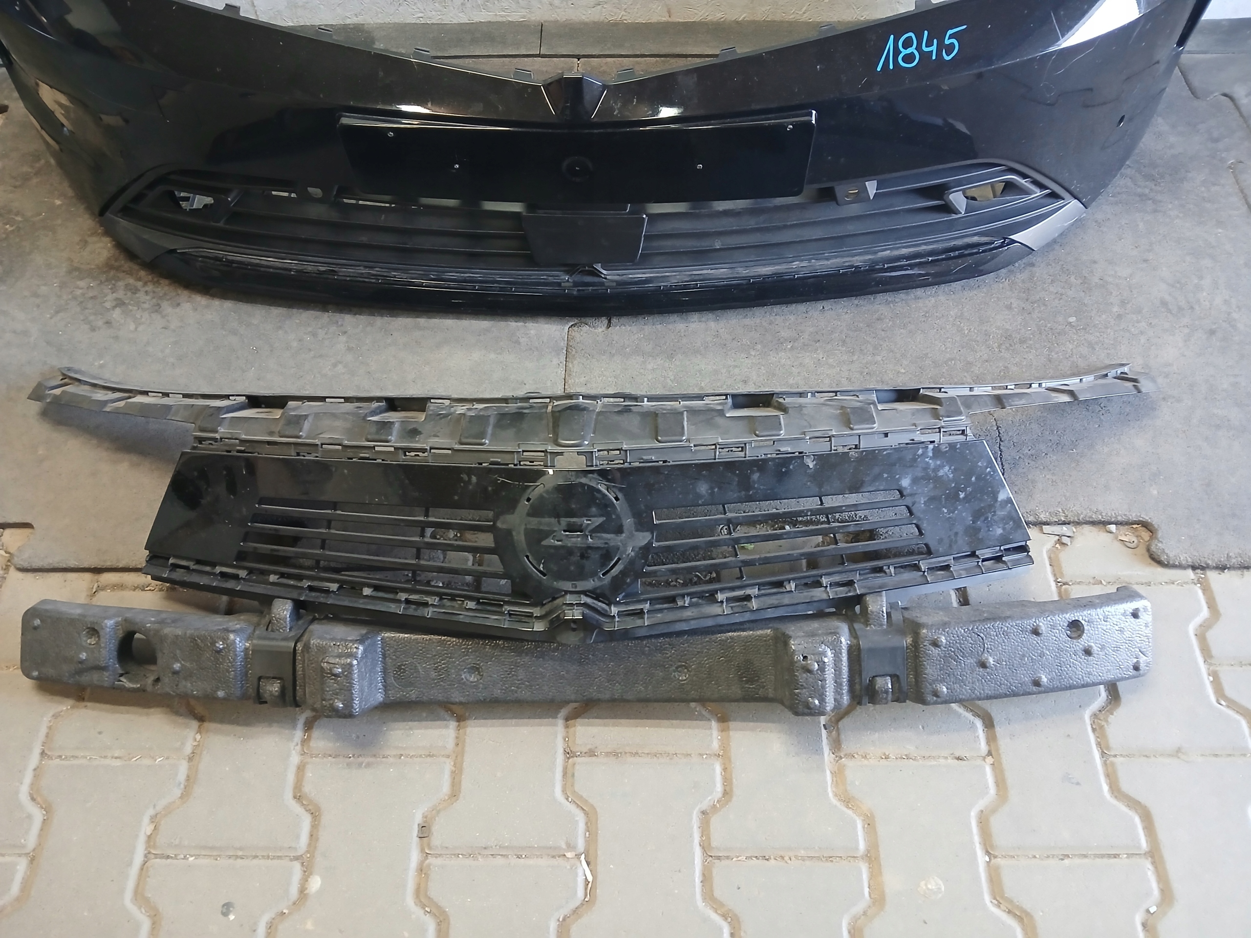 nárazník předek OPEL ASTRA L VI 6