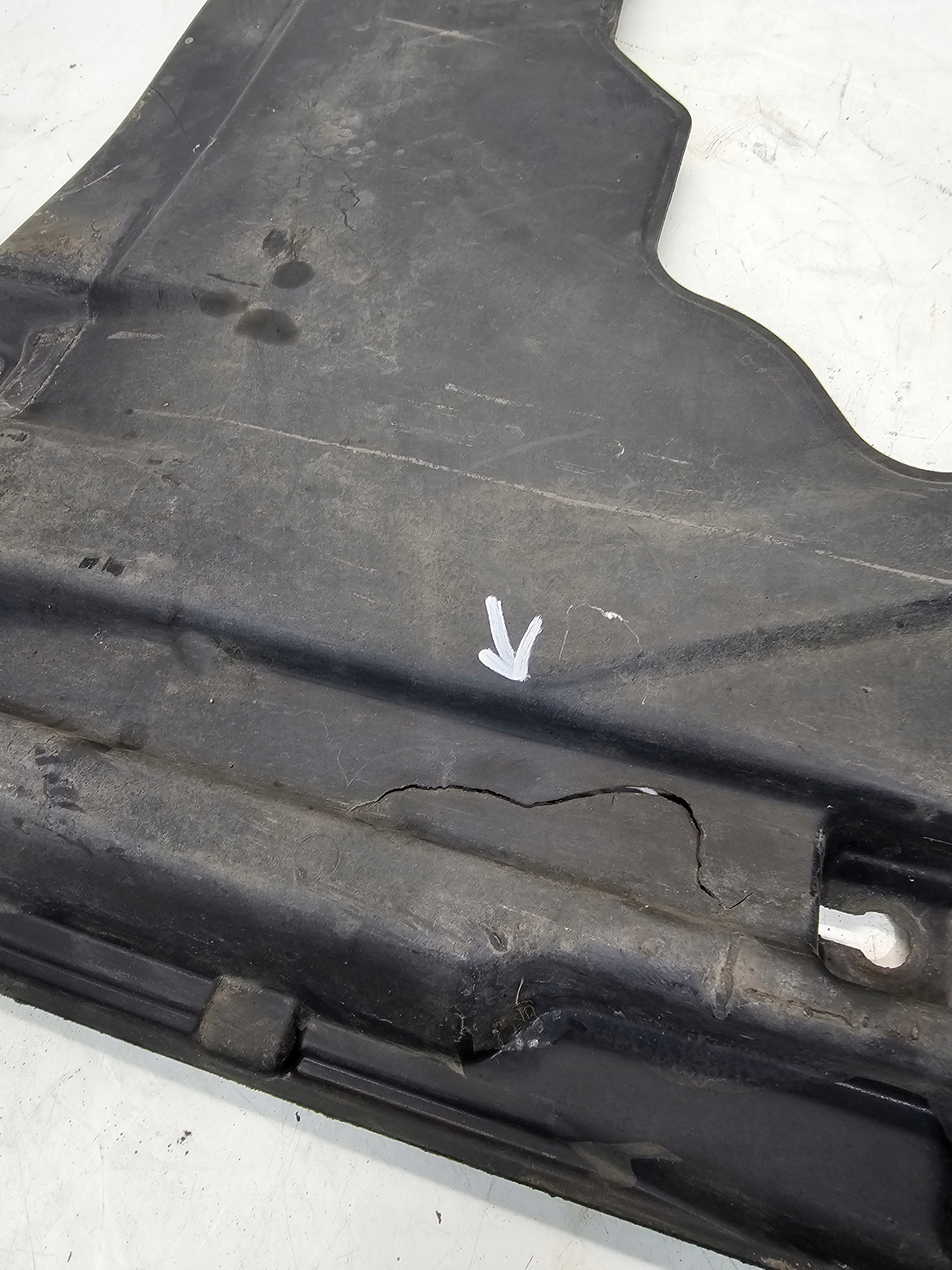 Blende Abdeckung Unterfahrschutz heck AUDI A4 B9 8W0825216E