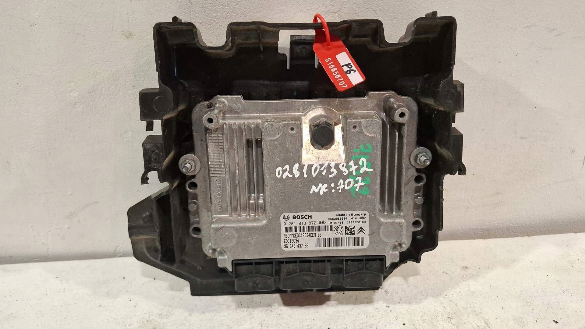 control unit of the engine computer 0281013872 Citroen Peugeot 1.6 HDi