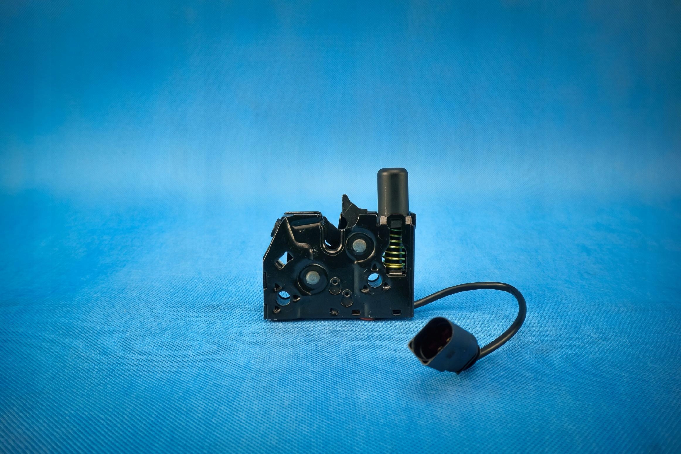 bonnet latch lock left right Audi A8 S8 4H 4H0823509C