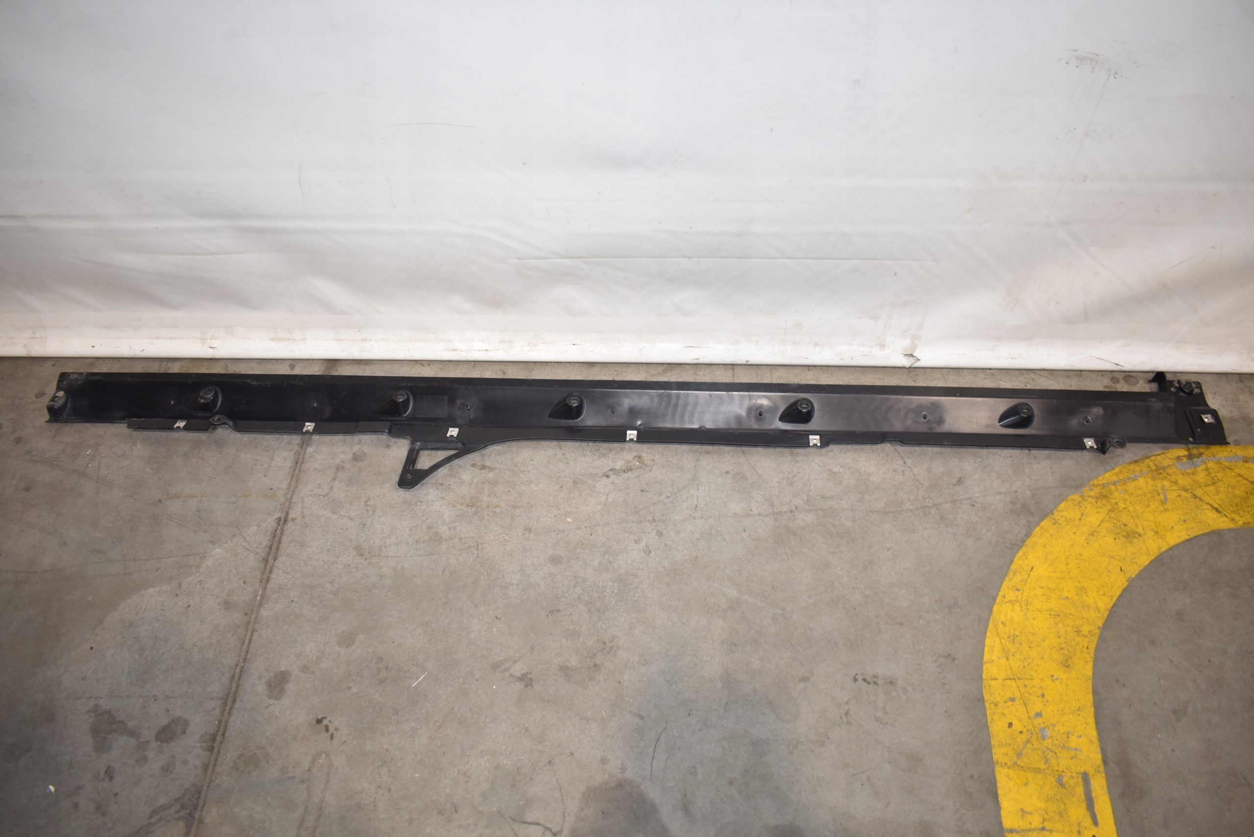 moulding cap threshold of the threshold left LAMBORGHINI URUS AUDI Q8 RSQ8 1