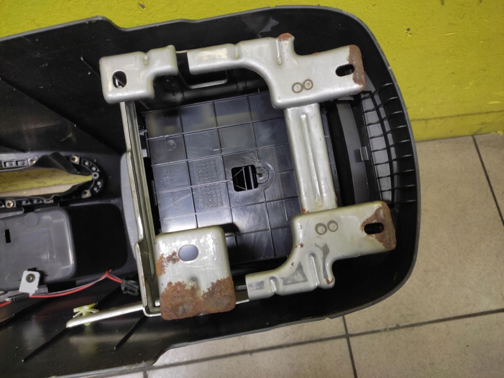 KIA FORTE armrest TUNEL central