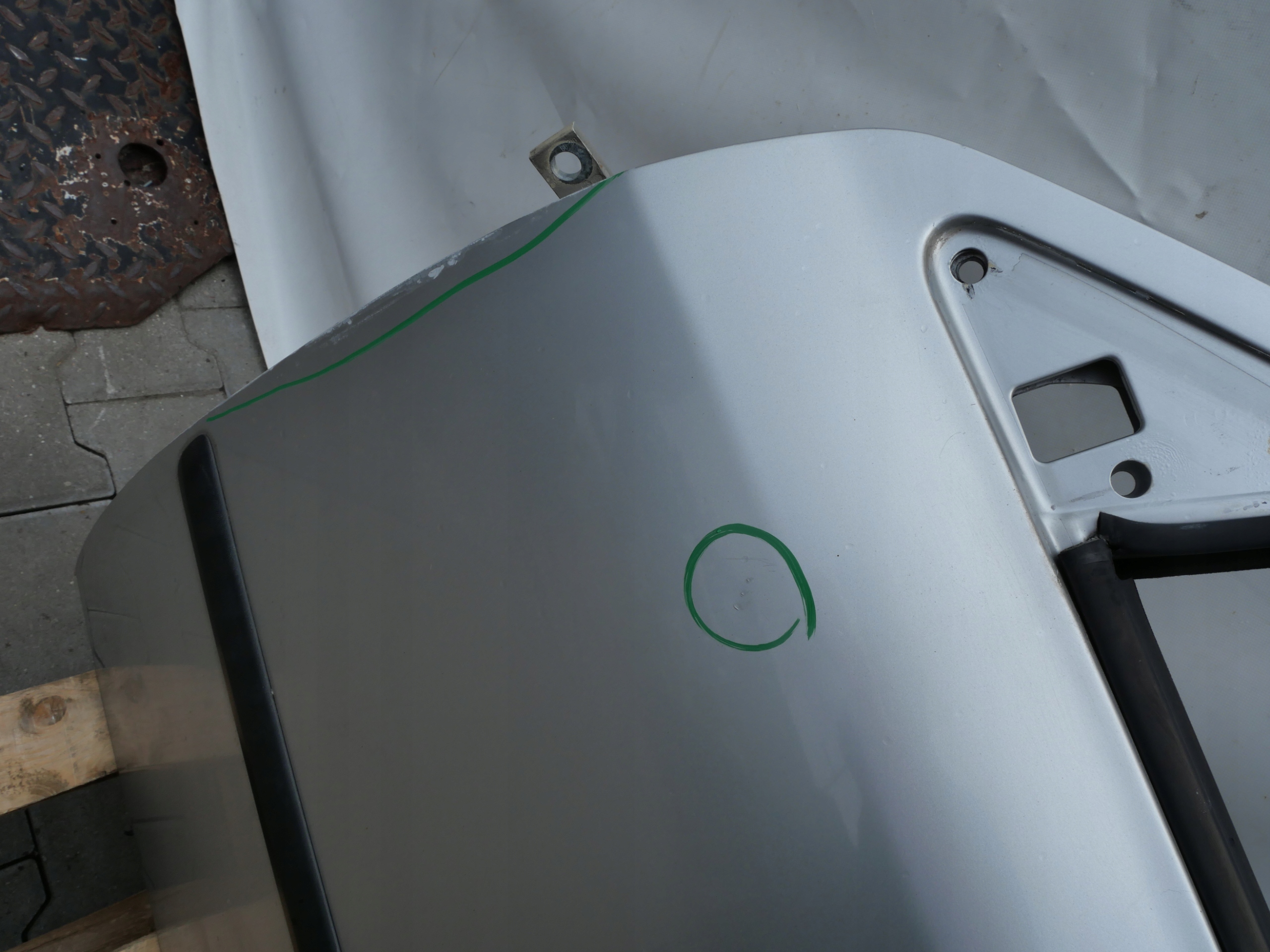 door left front SKODA OCTAVIA and