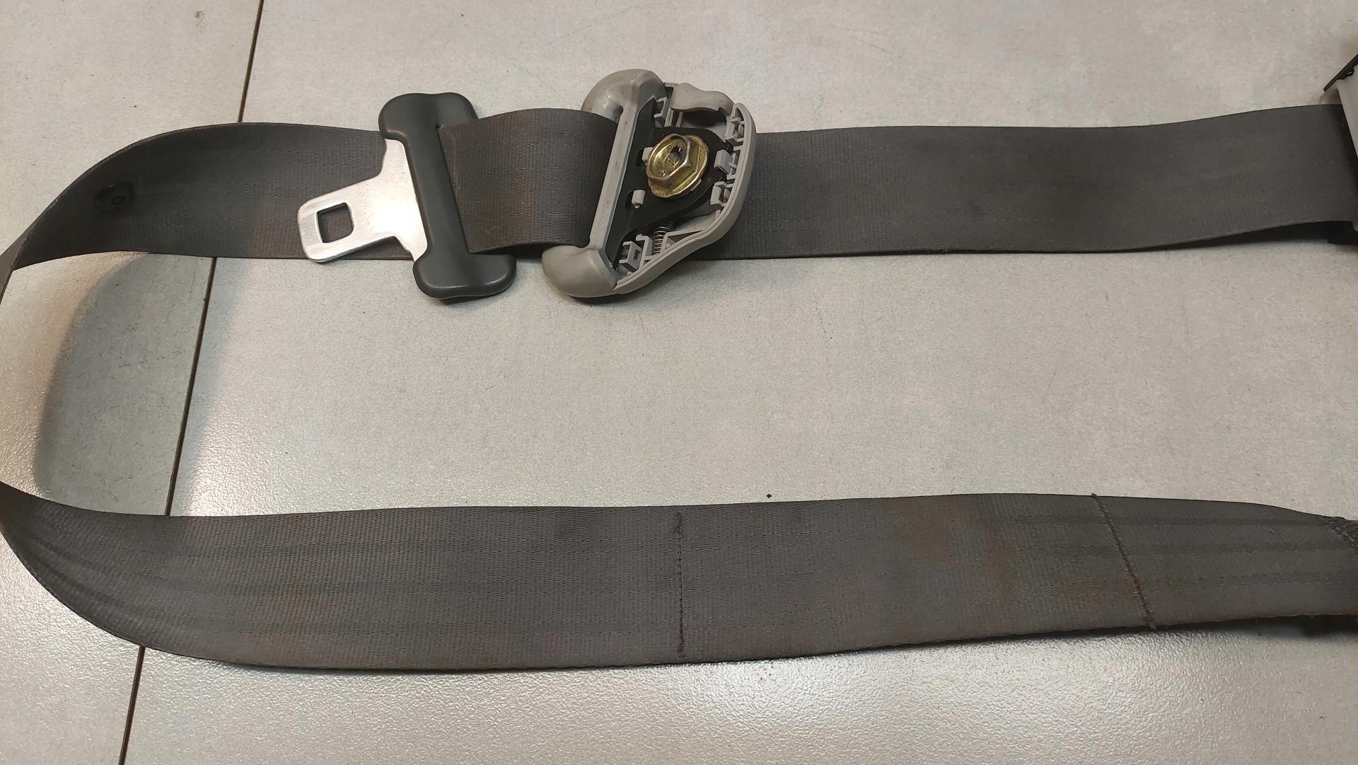 ремень безопасности SPACE WAGON III