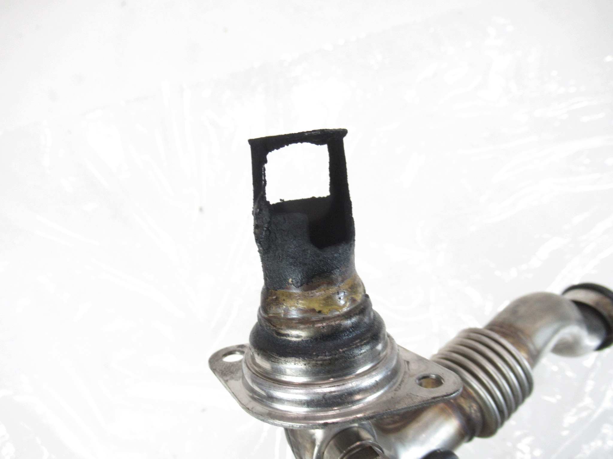Schlauch Gase EGR des Abgaskrümmers BMW E70 E71 E90 E91 E92 F01 F07 F10 F11 N57