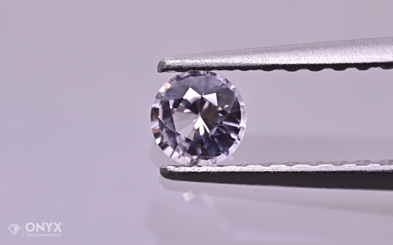 Fazetovaný safír kulatý fi 3,5 mm