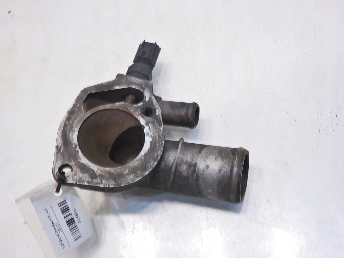 OBUDOWA TERMOSTATU JEEP GRAND CHEROKEE II WJ 4.0 Producent części Jeep OE