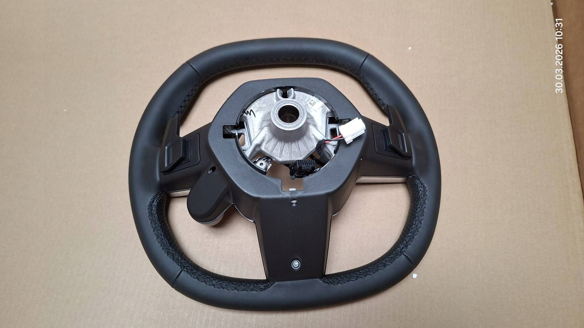 steering wheel, leather multifunkcja Renault 4 484003532R as new