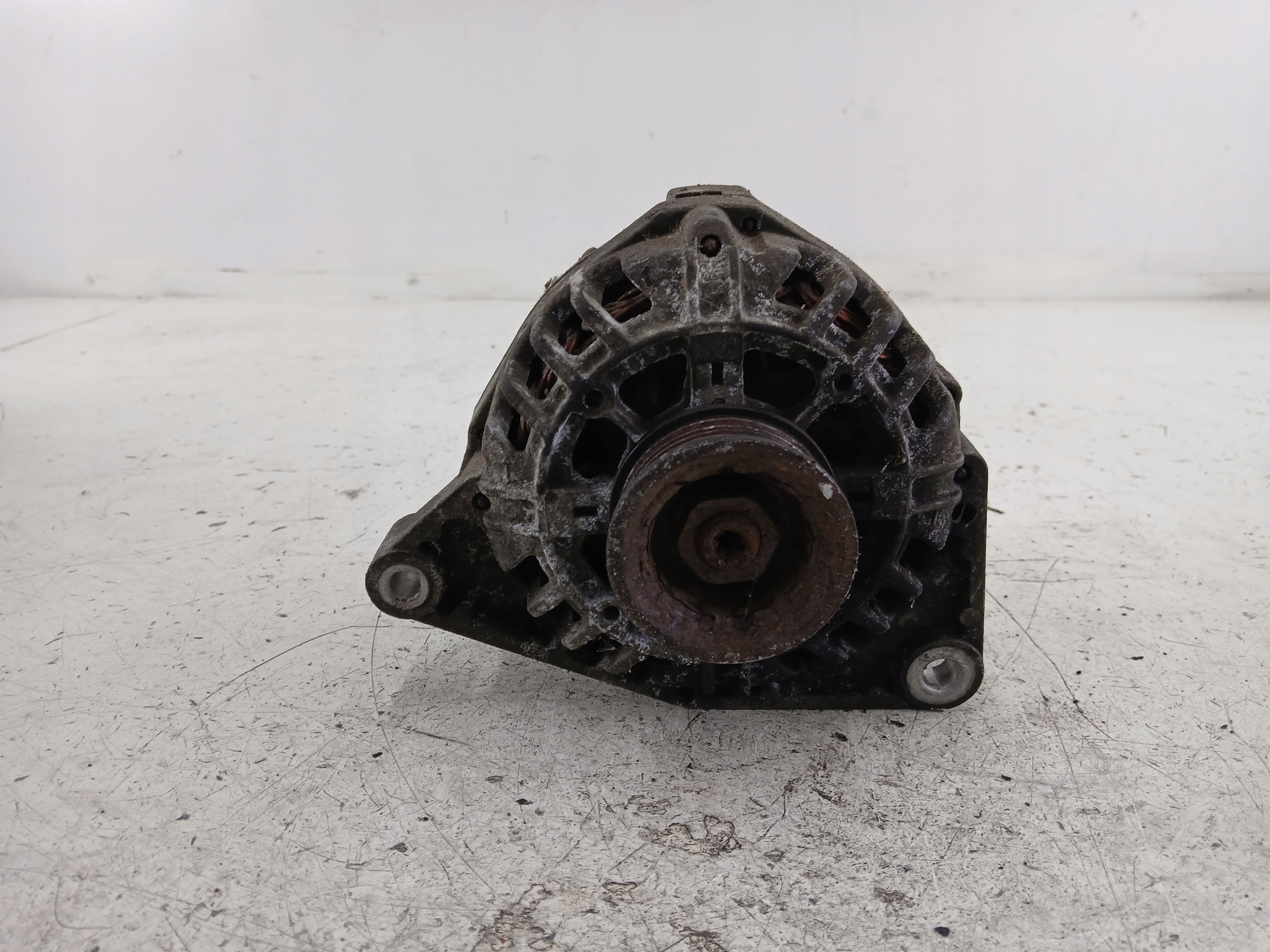 AUDI A4 B5 VW PASSAT B5 1.8 alternator 06B903016D 90A
