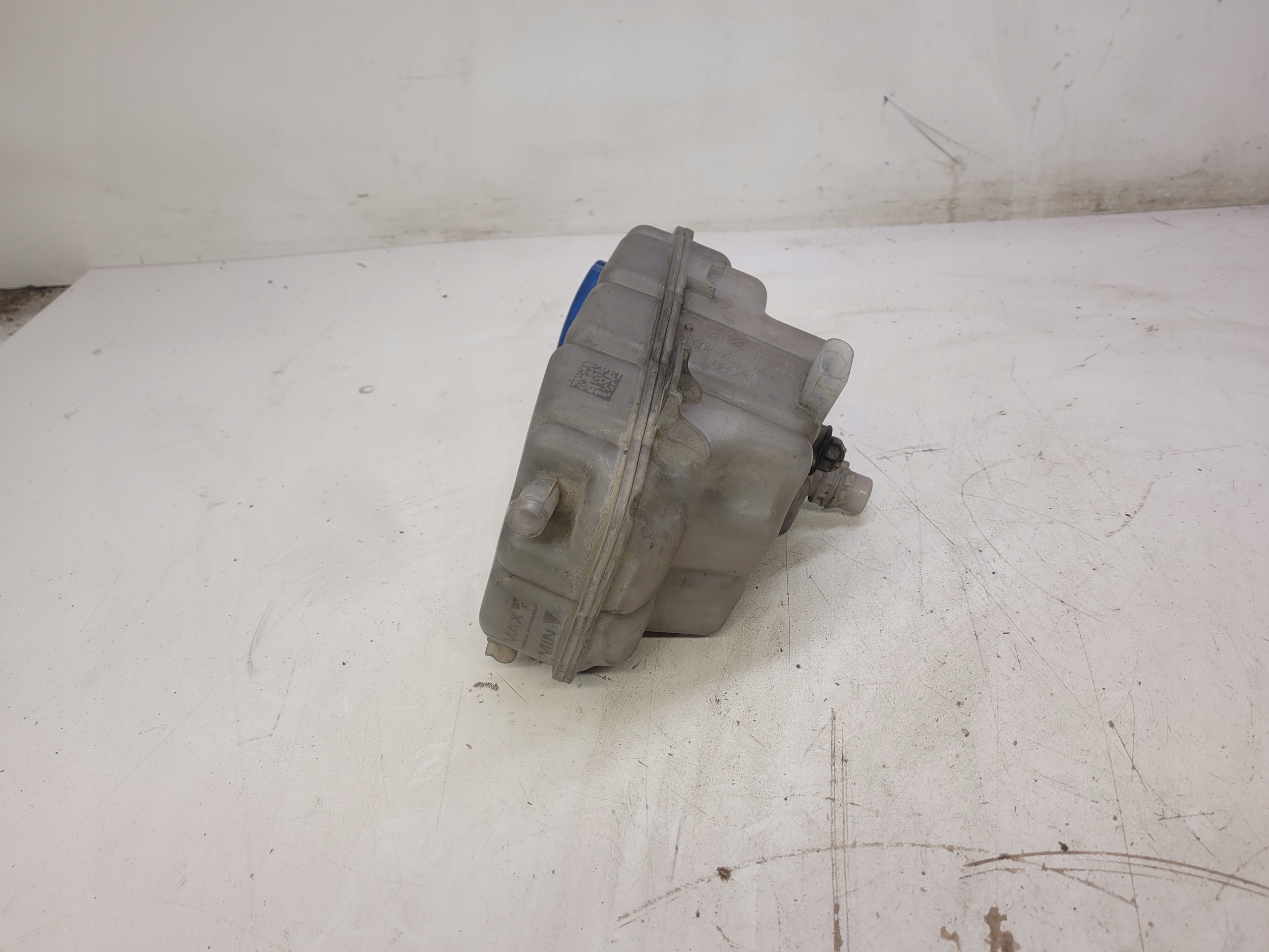 EKSPANZIONA POSUDA AUDI A6 C7 A7 4G0121403R