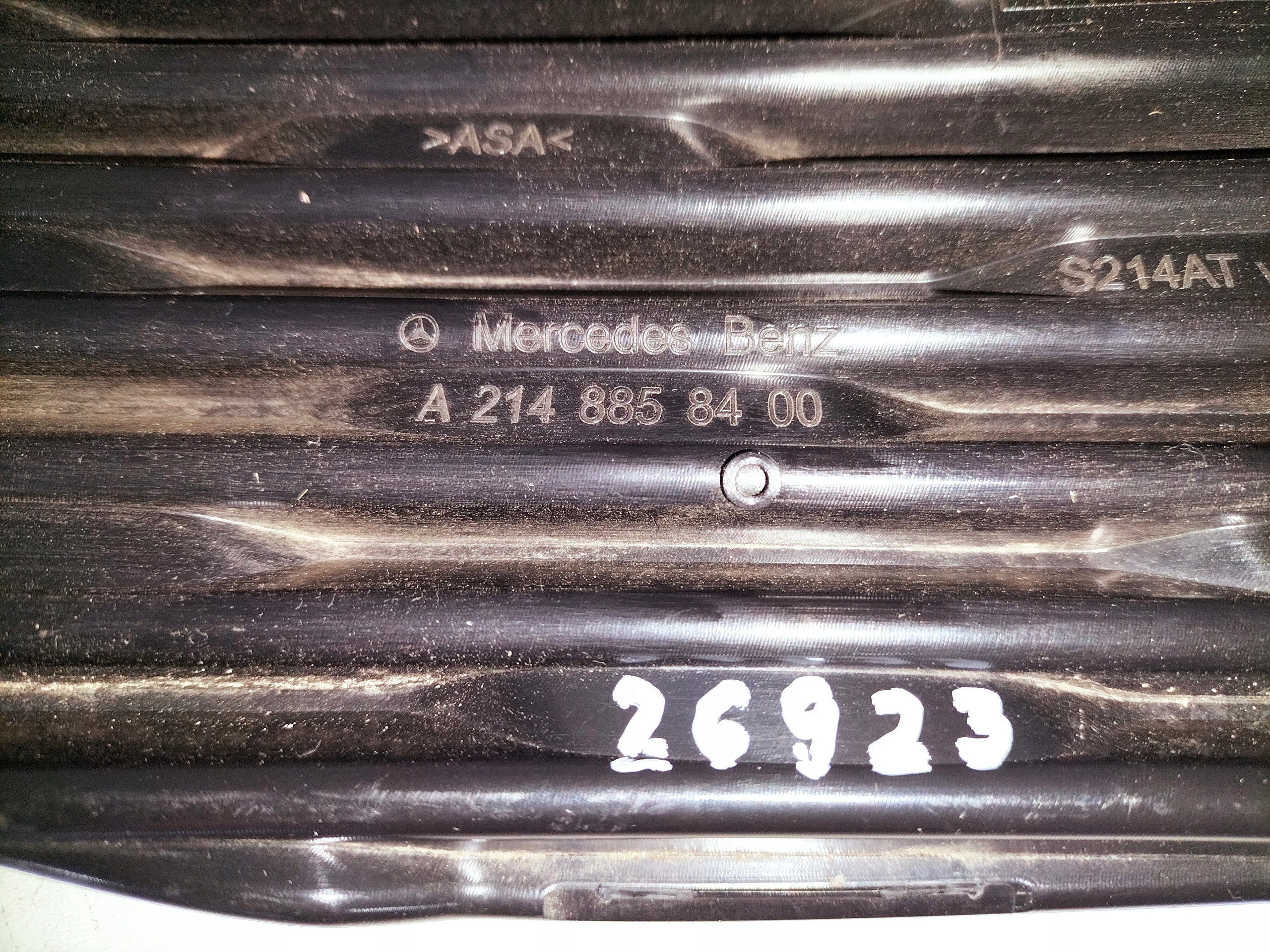 MASKA REŠETKA DESNA MERCEDES E KLASA W214 22