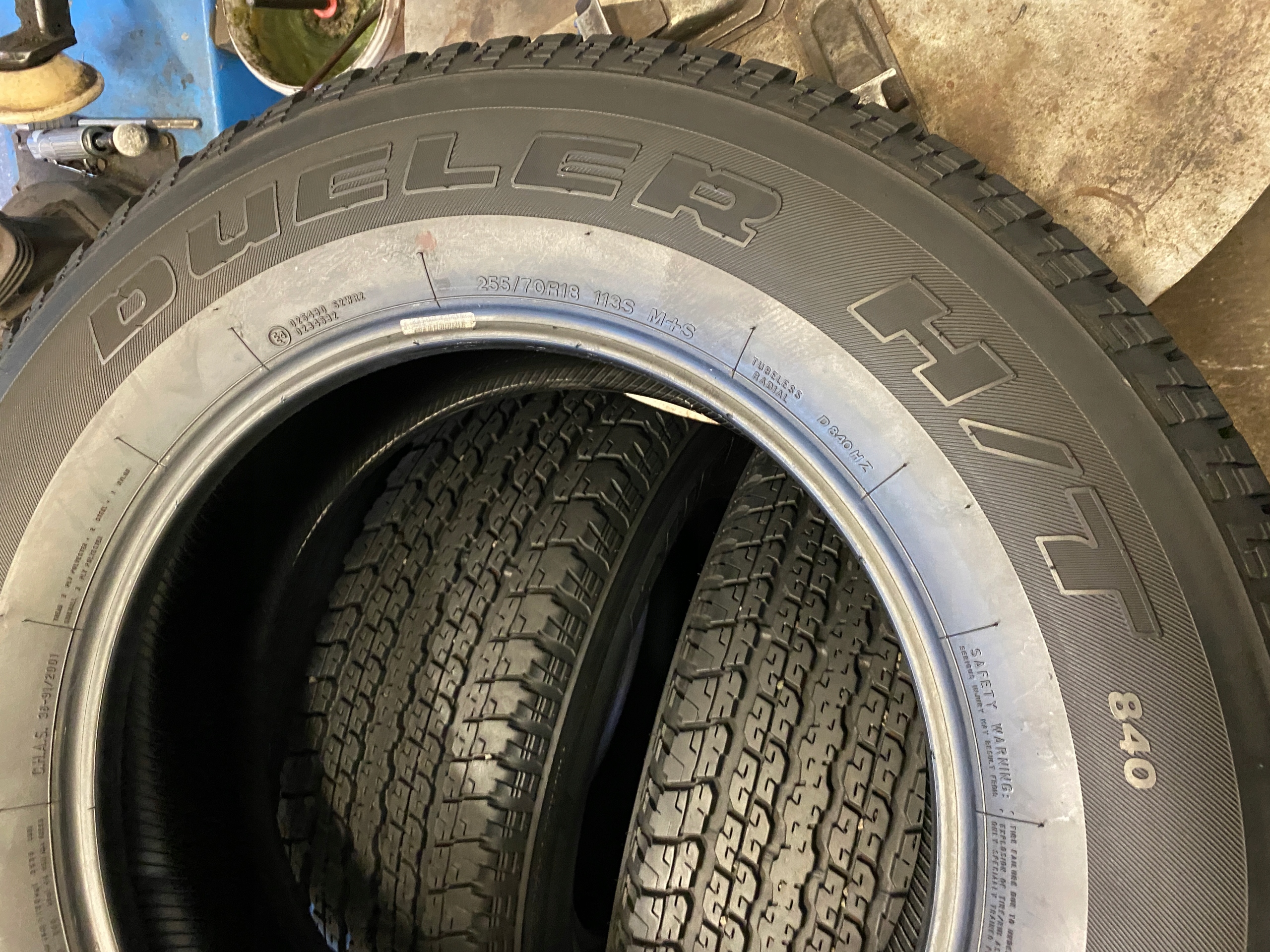 4 tyres summer 255/70R18 Bridgestone Dueler H/T 840 7,5mm