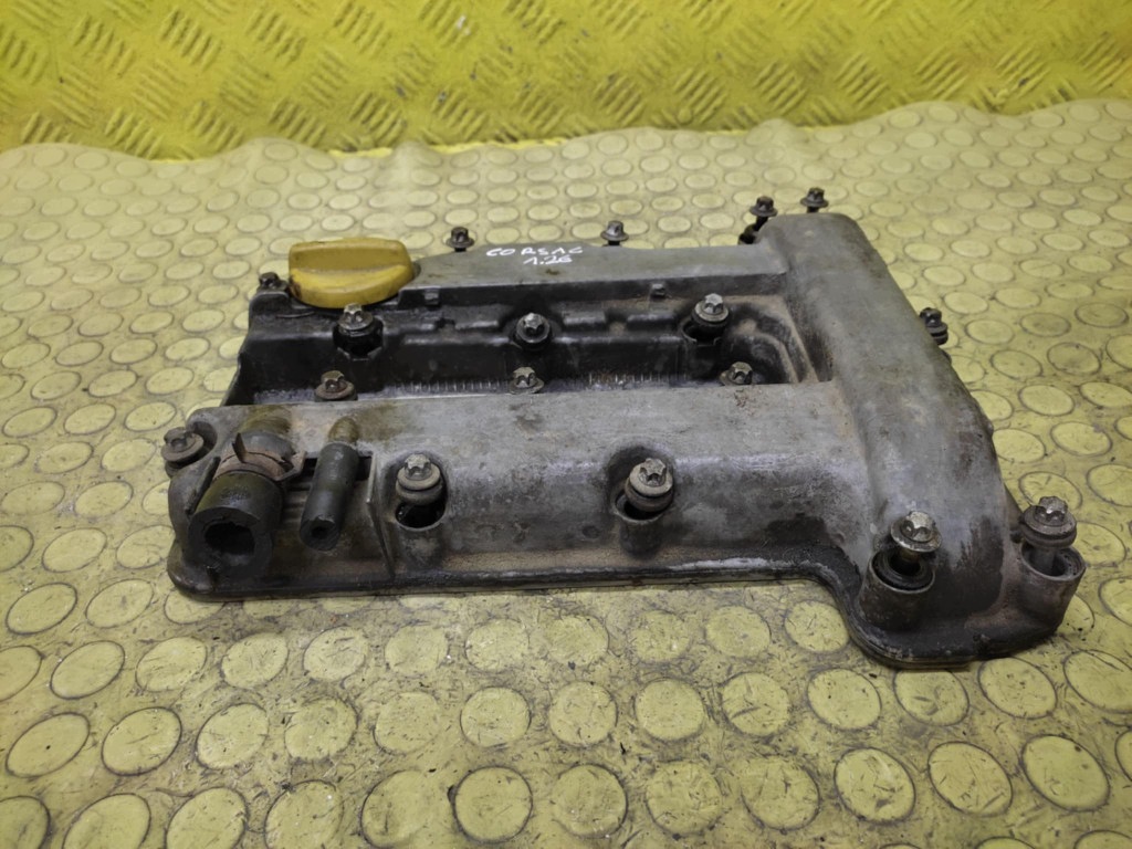 OPEL CORSA C 1.2 Abdeckung der Ventile 90529583