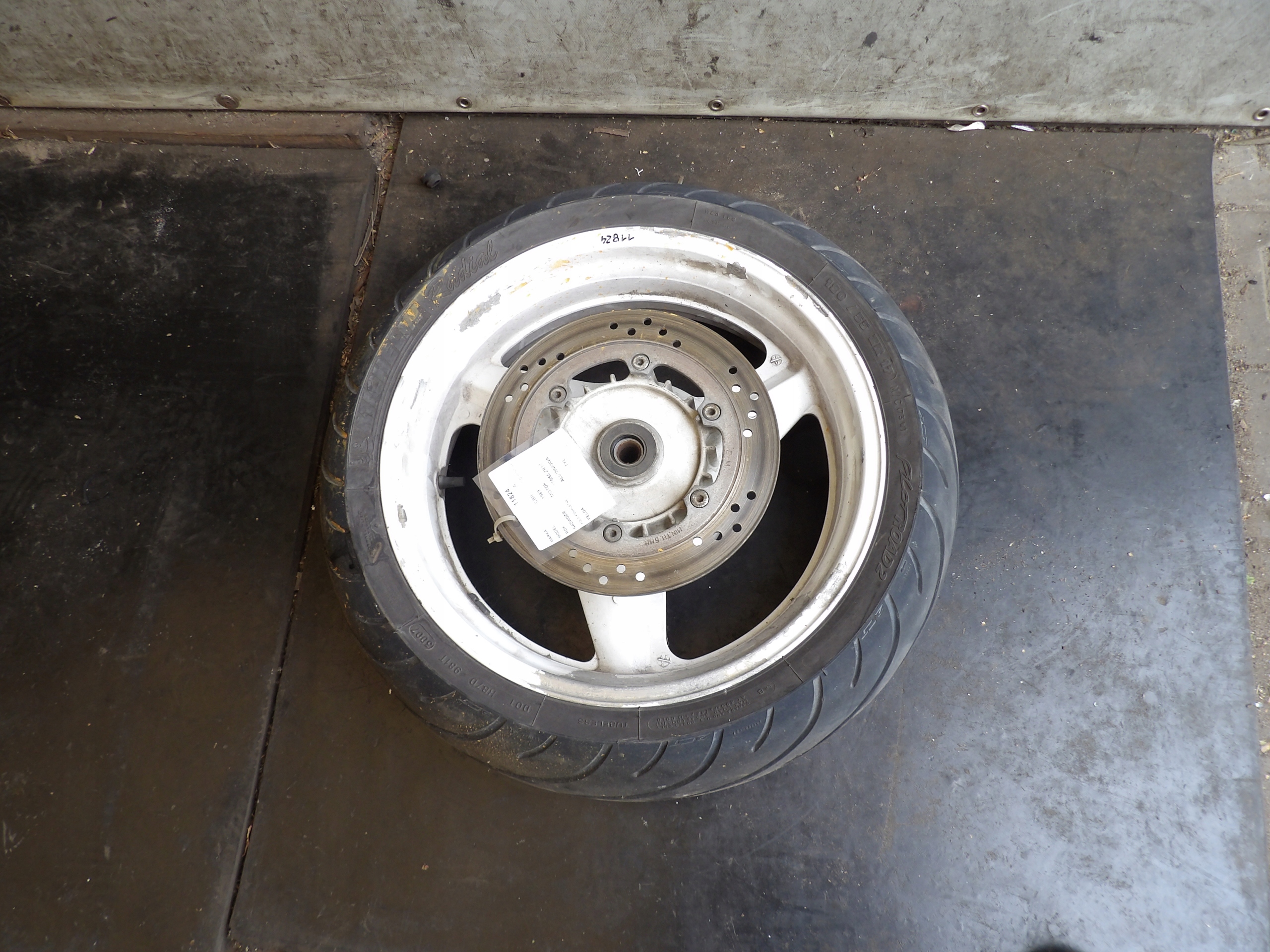 Honda CBR 1000 SC24 koło tylne, felga