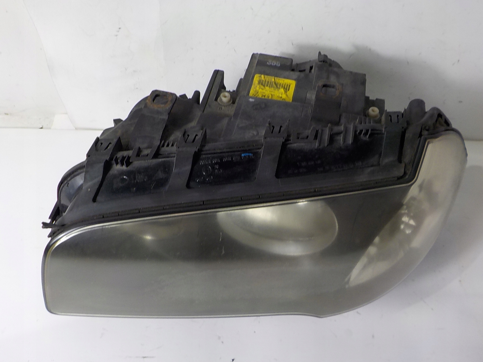 BMW X3 E83 light left front front UK