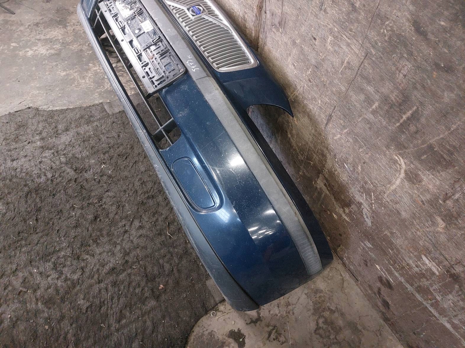 bumper front VOLVO V70 II bumper front VOLVO S60 and