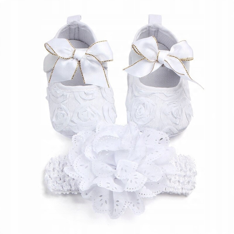 

Buty Buciki 10, 5 cm R. 17 Opaska kwiatek białe