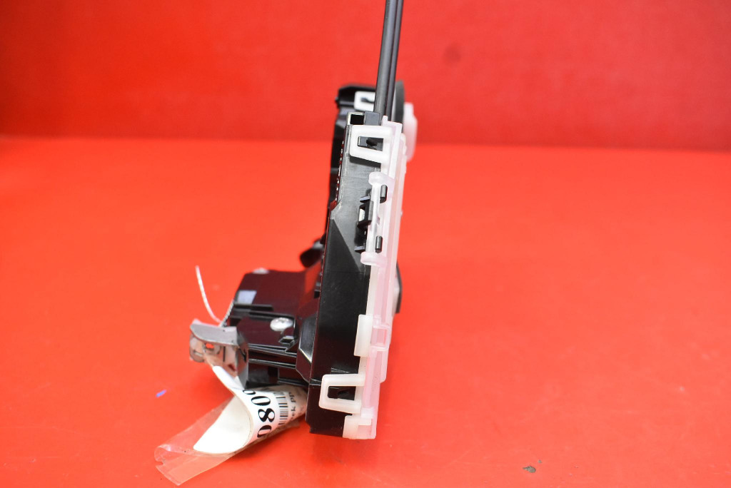 lock door right front front EU TOYOTA BZ4X 22