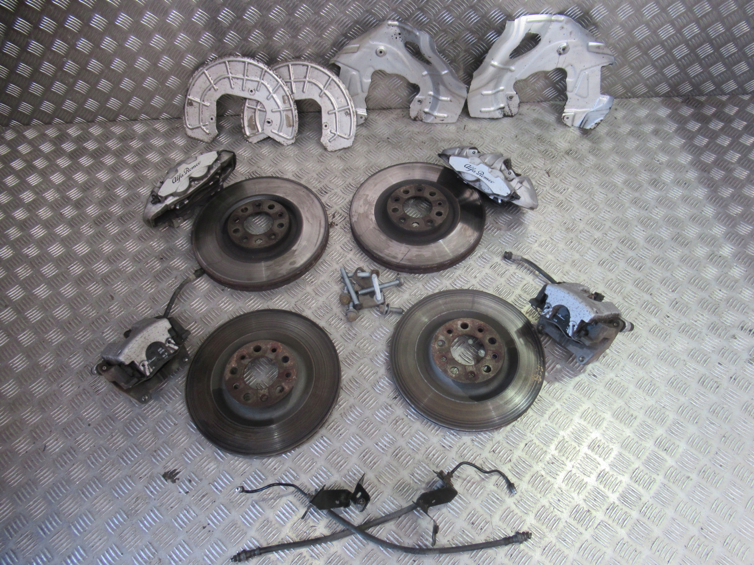 HAMULCE ZACISKI TARCZE HAMULCOWE ALFA ROMEO STELVIO 2.0T