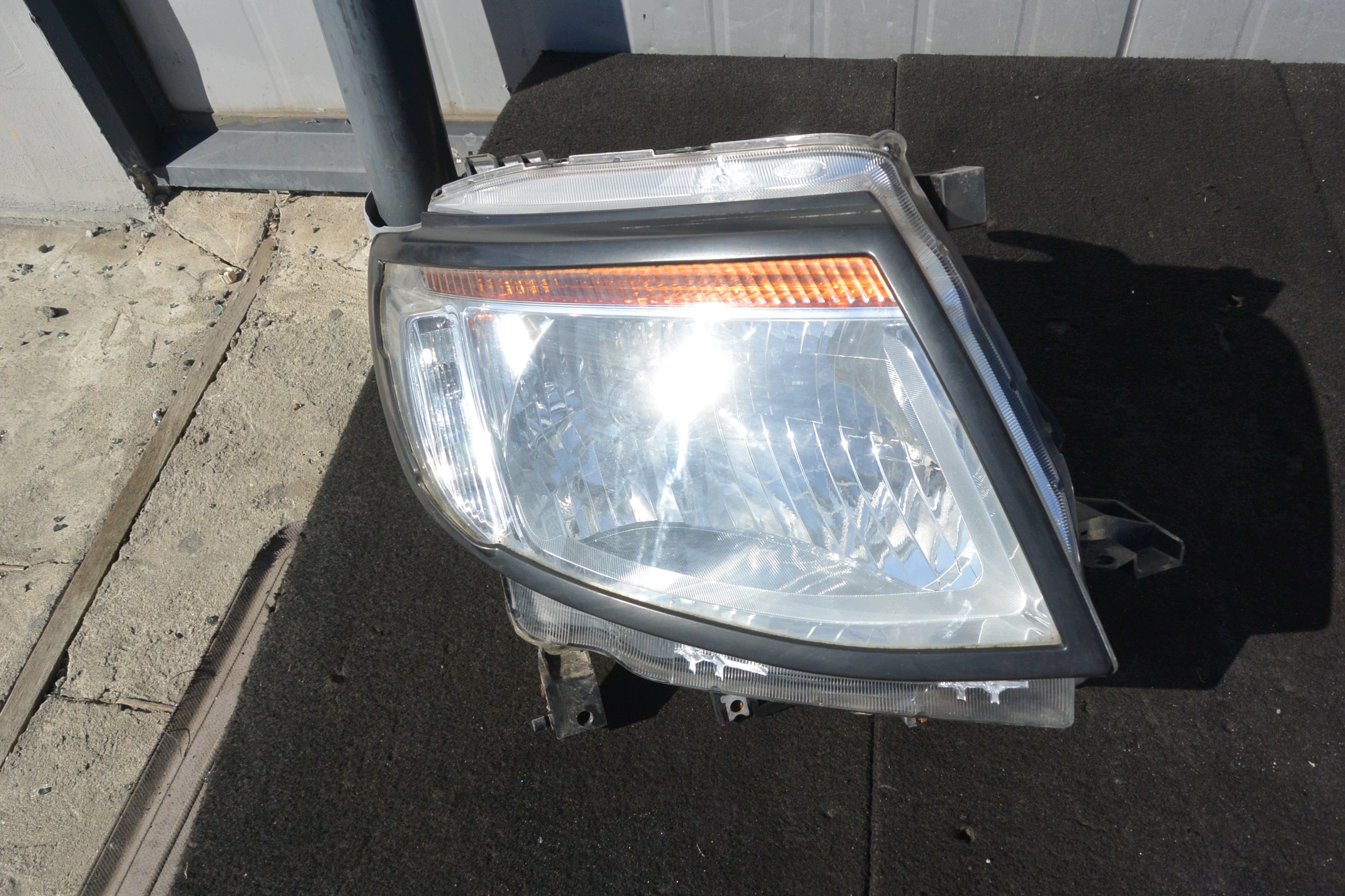 FORD RANGER 4 IV 5 V 11-15 REFLEKTOR light right left front UK original KPL
